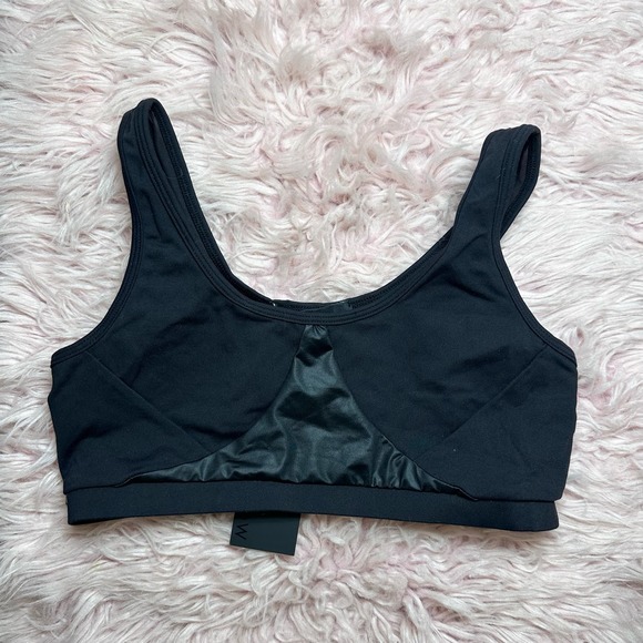 Solow Sports Bra With Contrast Black Size Medium NWT Mesh Bra Vegan Leather - Picture 5 of 6